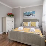 Elegant 3 Bedroom Retreat Minutes From Canary Wharf